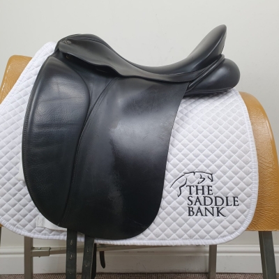 Image of 17.5 inch Morris and Nolan Dressage Black Wide