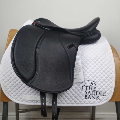 Image of 17 inch Cavaletti Collection Covered Leather Dual Flap Dressage Black Adjustable