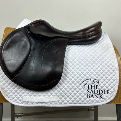 17.5 inch Equipe Expression Special Brown Medium Image of 17.5 inch Equipe Expression Special Brown Medium