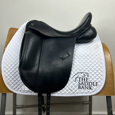 17.5 inch Ideal Jessica Dressage Black Medium Wide Image of 17.5 inch Ideal Jessica Dressage Black Medium Wide