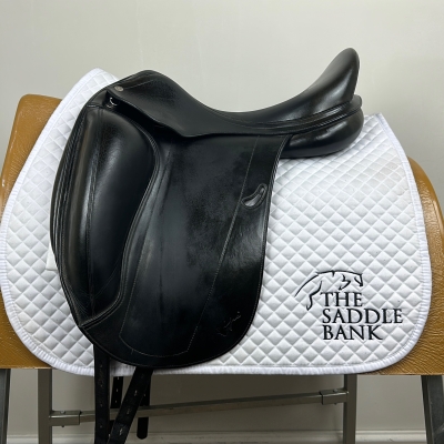 17 inch Equipe Emporio Dressage Black Wide Image of 17 inch Equipe Emporio Dressage Black Wide