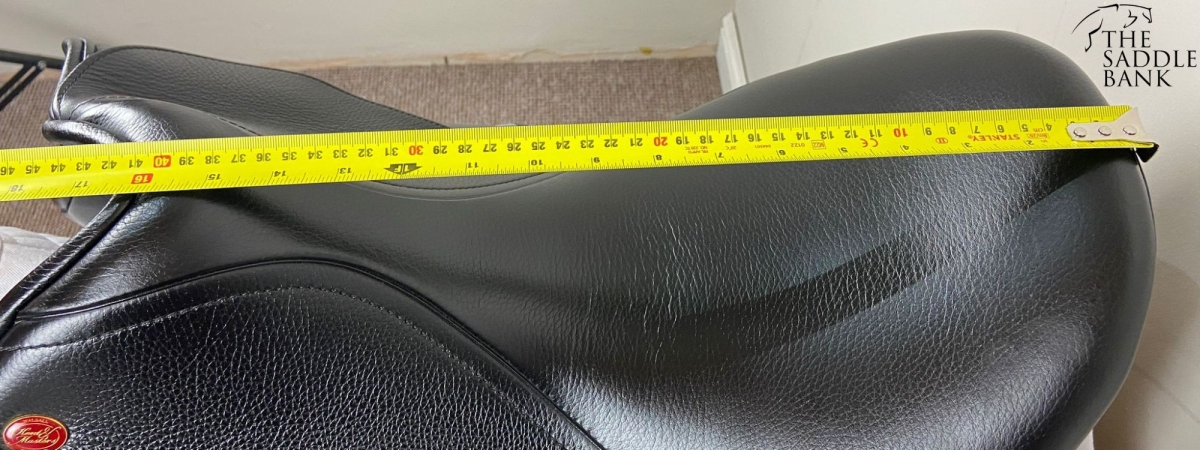 how to measure a saddle seat size