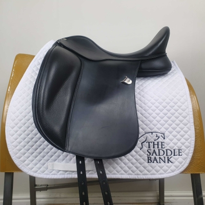 Image of 17.5 inch Bates Wide Dressage Heritage Black Adjustable