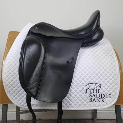 17 inch Kent and Masters S-Series Low Profile Dressage Moveable Block LDM Black Adjustable Image of 17 inch Kent and Masters S-Series Low Profile Dressage Moveable Block LDM Black Adjustable