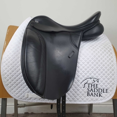 17.5 inch Thorowgood T8 High Wither Dressage HDM Black Adjustable Image of 17.5 inch Thorowgood T8 High Wither Dressage HDM Black Adjustable