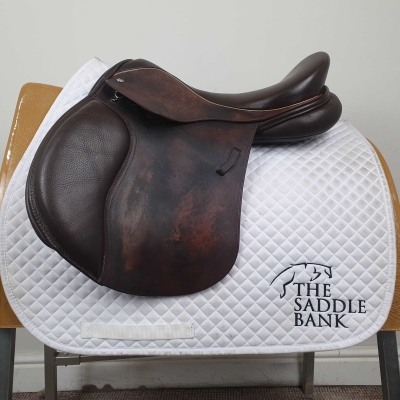 17.5 inch Loxley All Purpose Brown Medium Wide Image of 17.5 inch Loxley All Purpose Brown Medium Wide