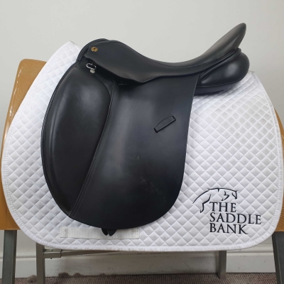 Image of 17 inch Exselle GP Black Medium Wide