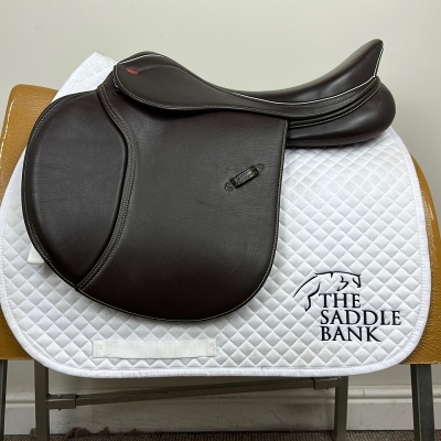 Image of 18 inch John Whitaker Bedale GP Jump Brown Adjustable