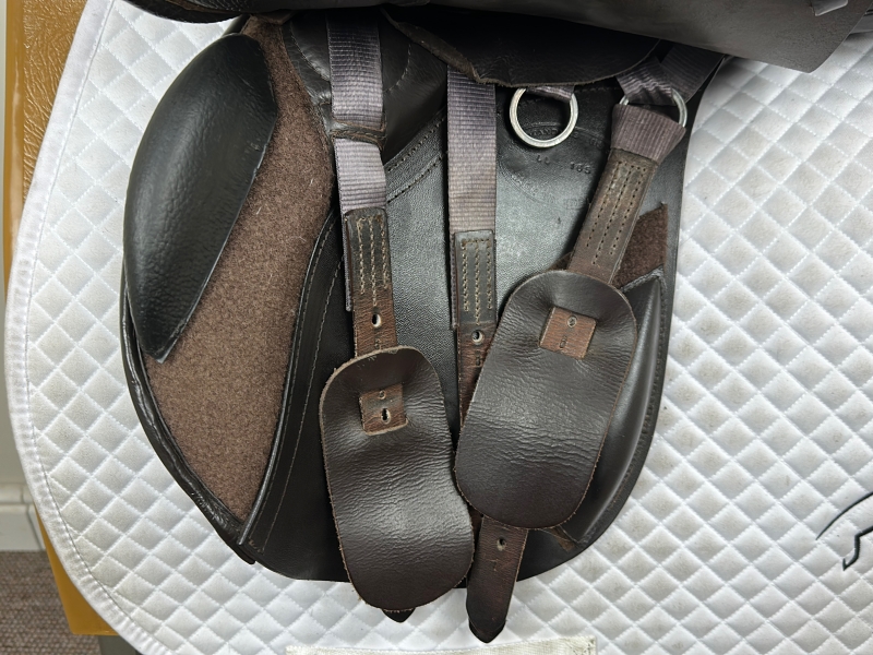 16.5 inch Kent and Masters Pony Club Long Leg MLL Brown Adjustable S4706