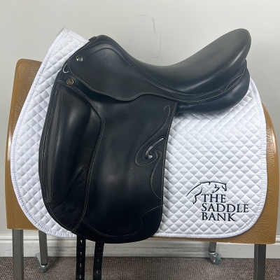 Image of 17 inch Prestige Passion K Dressage Black Wide