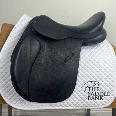 17 inch Black Country GP Event Black Wide Image of 17 inch Black Country GP Event Black Wide