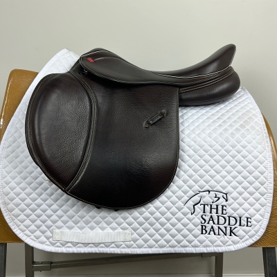 17 inch John Whitaker Bedale GP Jump Brown Adjustable Image of 17 inch John Whitaker Bedale GP Jump Brown Adjustable