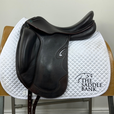 17 inch Prestige Passion K Dressage Brown Medium Wide Image of 17 inch Prestige Passion K Dressage Brown Medium Wide