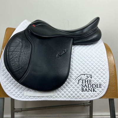 Image of 18 inch John Whitaker Bedale GP Jump Black Adjustable