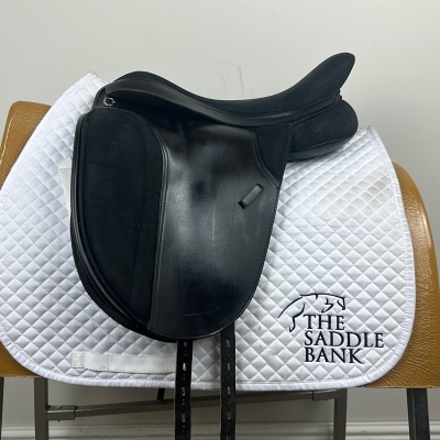 17 inch Thorowgood T4 Cob Dressage (MDX) Black Adjustable Image of 17 inch Thorowgood T4 Cob Dressage (MDX) Black Adjustable