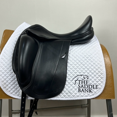 Image of 18 inch Equipe Emporio Monoflap Dressage Black Wide