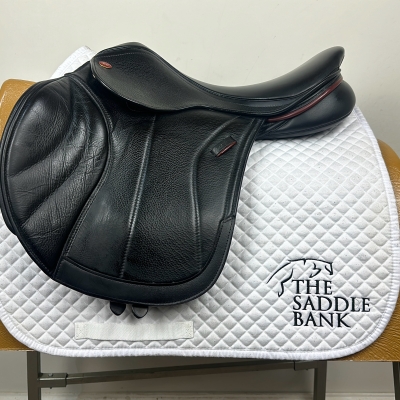Image of 17.5 inch Kent and Masters Competition Series Dual Flap Jump Black Adjustable