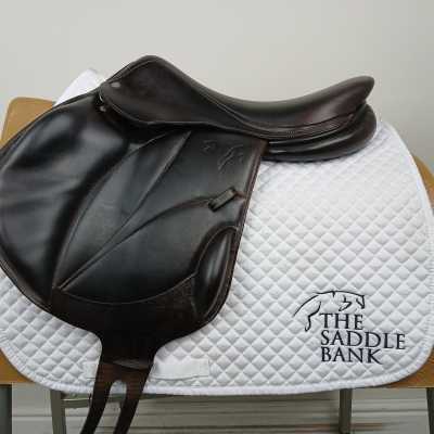 Image of 17.5 inch Voltaire Lexington Brown Medium