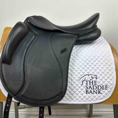 Image of 17.5 inch Cavaletti Collection Monoflap Dressage Black Adjustable