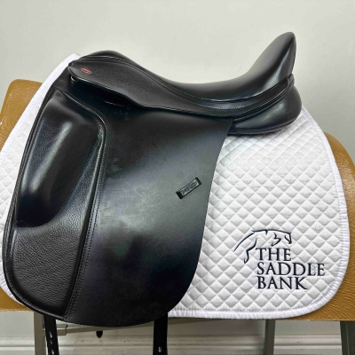 Image of 17.5 inch Kent and Masters S-Series Dressage Surface Block MDS Black Adjustable