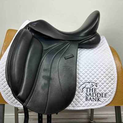 Image of 17 inch GFS Monarch Dressage S614 Black Adjustable