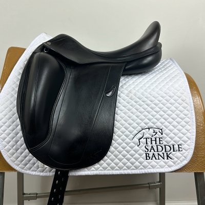 Image of 17 inch Equipe Emporio Monoflap Dressage Black Medium Wide