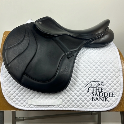 Image of 17.5 inch Fairfax Original Jump MJJ Black Adjustable