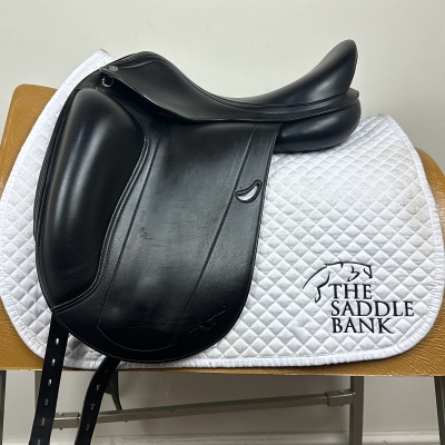 Image of 16 inch Equipe Emporio Monoflap Dressage Black Medium Wide