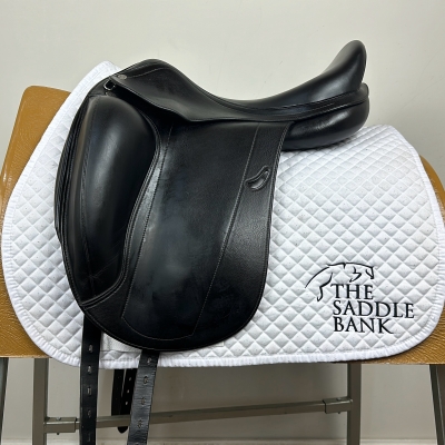 Image of 17 inch Equipe Emporio Monoflap Dressage Black Medium Wide