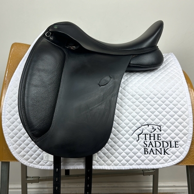 Image of 17 inch Arena Dressage Black Adjustable