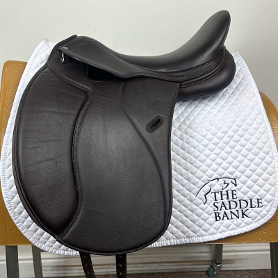 Image of 17.5 inch Cavaletti Collection Covered Leather Dual Flap Dressage Brown Adjustable