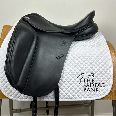 Image of 17.5 inch Fairfax Classic Open Seat Dressage MDO Black Adjustable