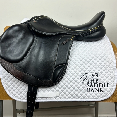 Image of 17.5 inch Winners Circle Monoflap Jump Black Medium Wide