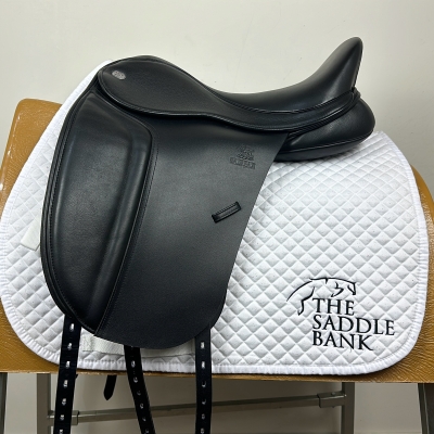 Image of 16.5 inch Fairfax Classic Petite Dressage MDP Black Adjustable