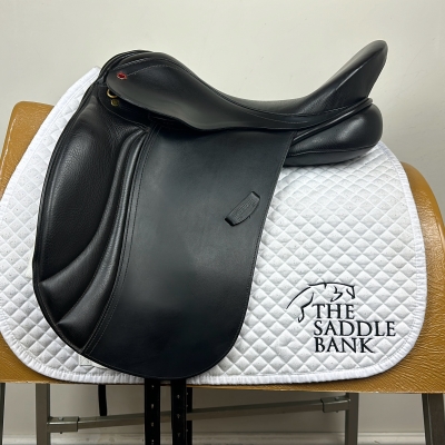 Image of 17.5 inch Albion K2 Dressage Black Medium