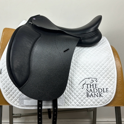 Image of 17.5 inch Cavaletti Collection Dual Flap Dressage Black Adjustable