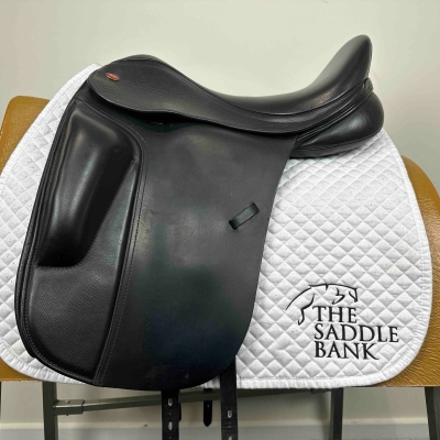 Image of 17.5 inch Kent and Masters S-Series Dressage Surface Block MDS Black Adjustable