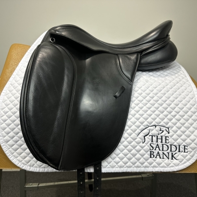 Image of 17 inch Thorowgood T8 Dressage MDM Black Adjustable