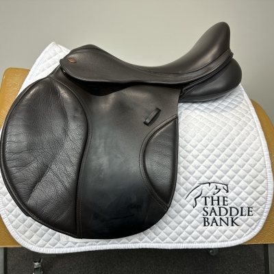 17.5 inch Kent and Masters S-Series High Wither Compact GP HGC Brown Adjustable Image of 17.5 inch Kent and Masters S-Series High Wither Compact GP HGC Brown Adjustable