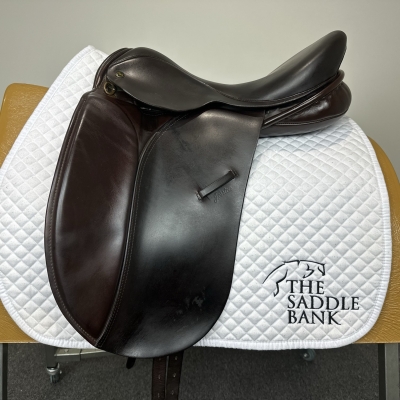 Image of 17 inch Ideal Jessica Dressage Brown Medium Wide