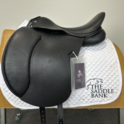 Image of 17 inch Cavaletti Collection Dual Flap Dressage Black Adjustable