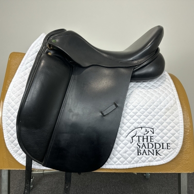 Image of 17.5 inch Ideal Suzannah Dressage Black Medium Wide