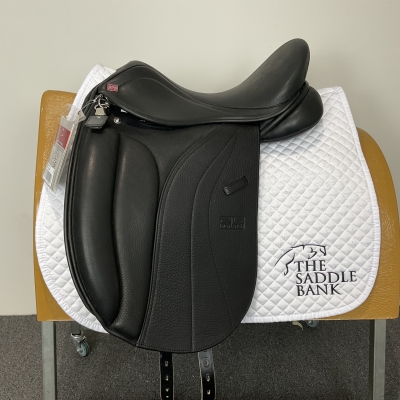 Image of 16.5 inch GFS Monarch Cob Dressage S656 Black Adjustable