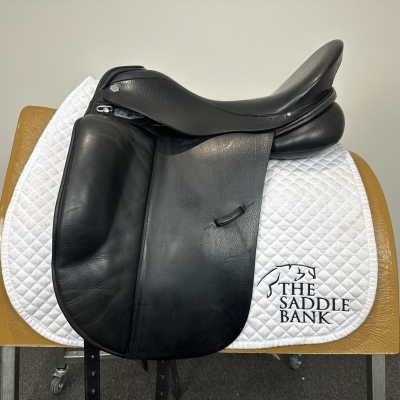 Image of 17.5 inch Albion Platinum Ultima Black Medium Wide