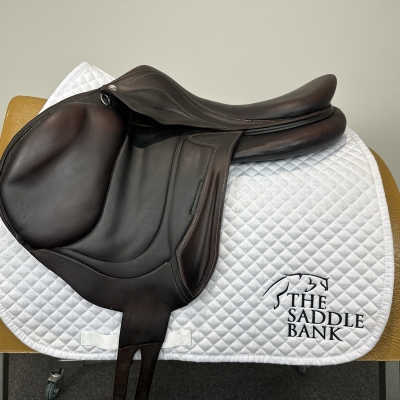 Image of 17.5 inch Devoucoux Chiberta Lab Brown Medium Wide