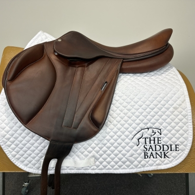 Image of 17.5 inch Butet Cross Country Brown Medium