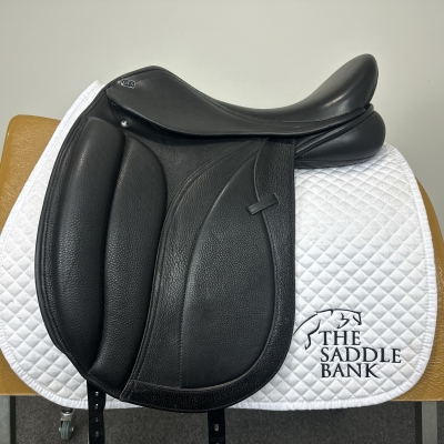 Image of 17.5 inch GFS Monarch Dressage Low Cantle S655 Black Adjustable