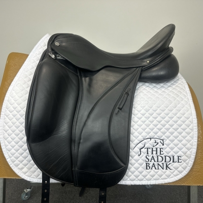 Image of 17.5 inch Albion Platinum Royale Black Medium Wide