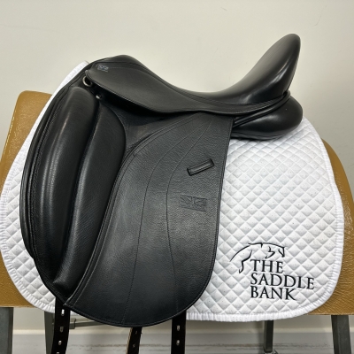 Image of 17 inch GFS Monarch Dressage S614 Black Adjustable