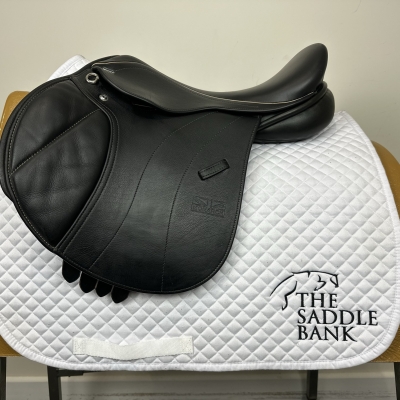 Image of 16 inch GFS Monarch Pony Jump S671 Black Adjustable